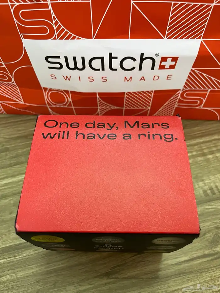 ساعتين سواتش أوميقا 4