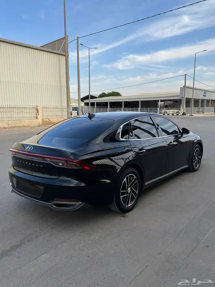 ازيرا 2021 بنزين 30