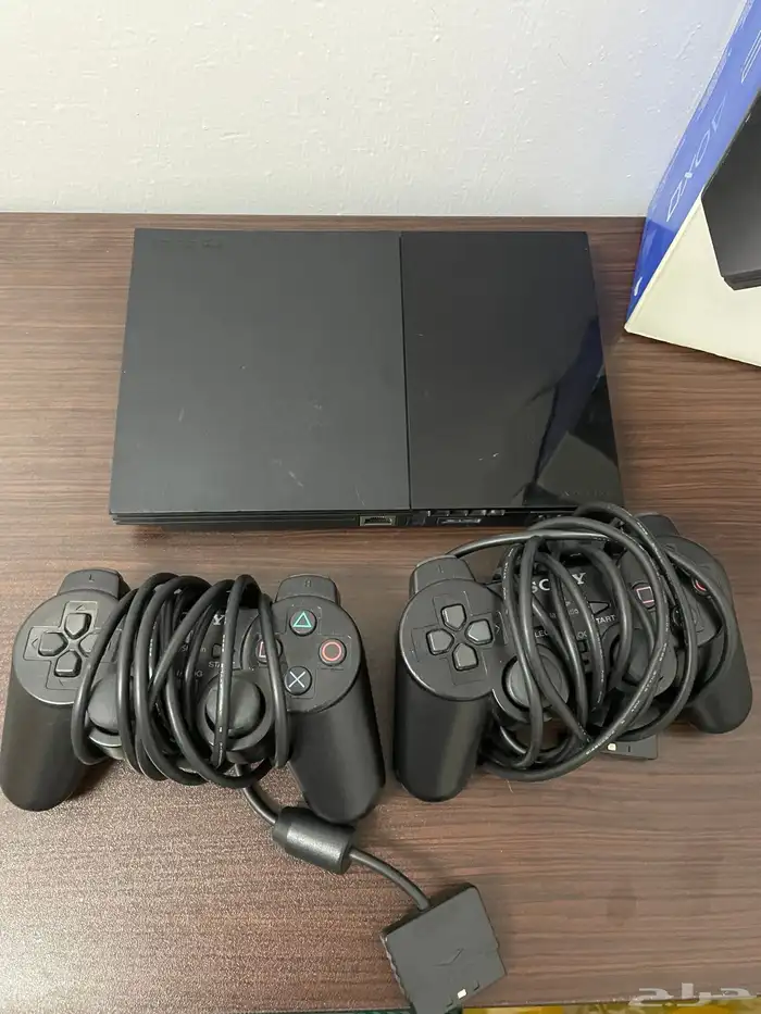 كنز عائلتي سوني 2 Slim مع جميع أغراضه وكرتونته 3