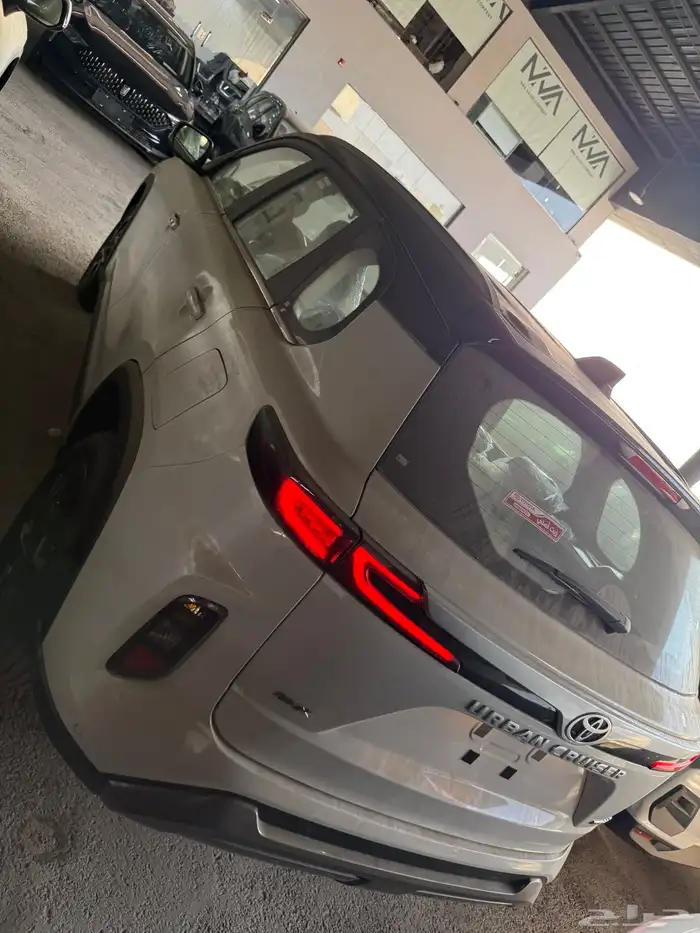 تويوتا أوربان فل كامل موديل 26 بنسبه تخفيض مع البنك الأهلي 7