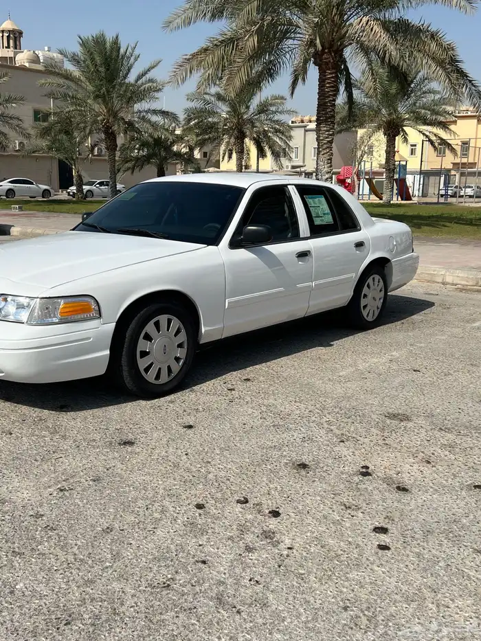 فورد فكتوريا 2011 3