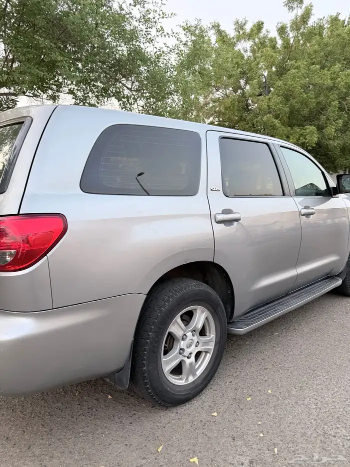 تويوتا سيكويا 2009 9