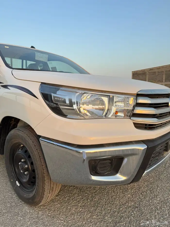 هايلوكس غماره 2023 فل كامل اصفار 22