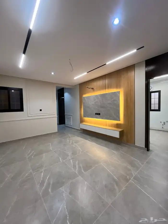 للبيع شقه دور ثاني الريان 520 5