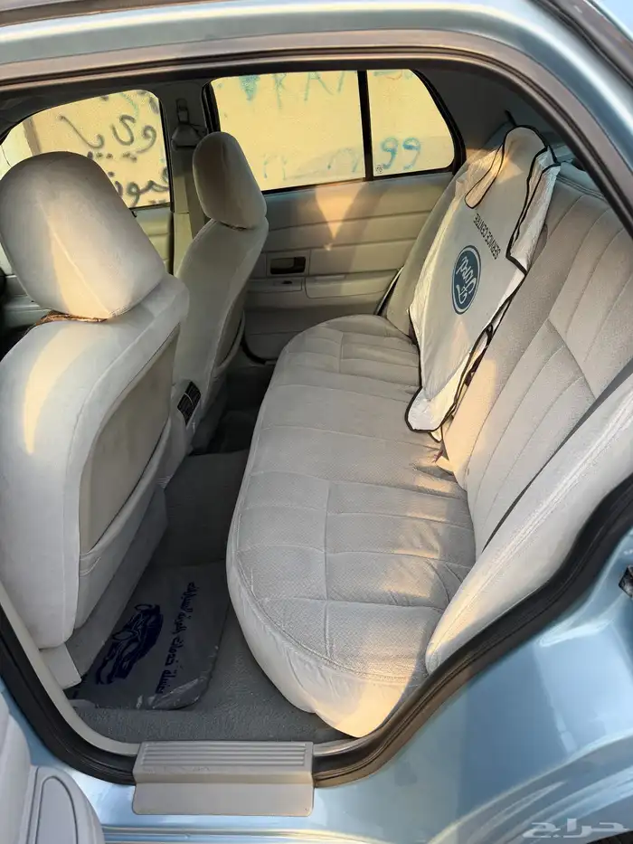 فورد كروان فكتوريا 6