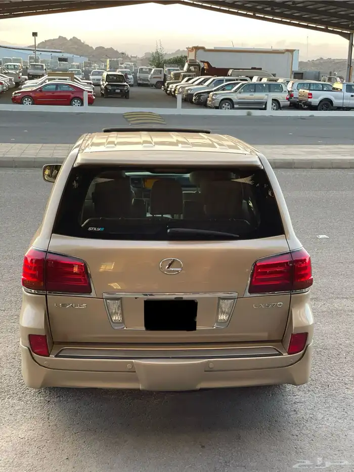 جيب لكزس فل 7