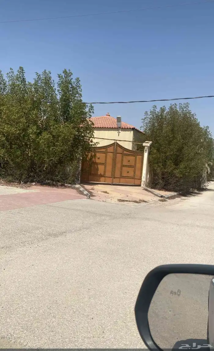 للبيع دور ارضي في مركز الفريده بالمنطقه الشرقيه 0