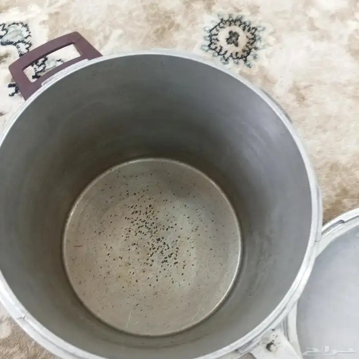 قدر المانيه 9لتر جديده لا تشتكي من شي 3