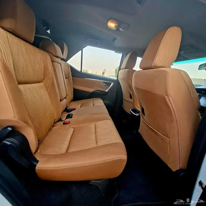 تويوتا فورشنر VX موديل 2023 ( 6 سلندر) 14