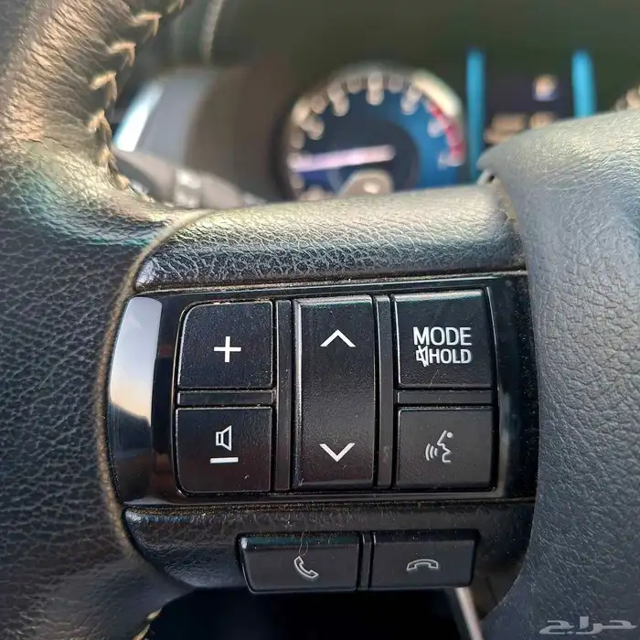 تويوتا فورشنر VX موديل 2023 ( 6 سلندر) 26