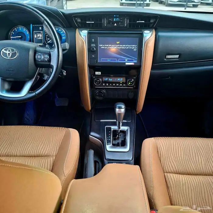 تويوتا فورشنر VX موديل 2023 ( 6 سلندر) 18