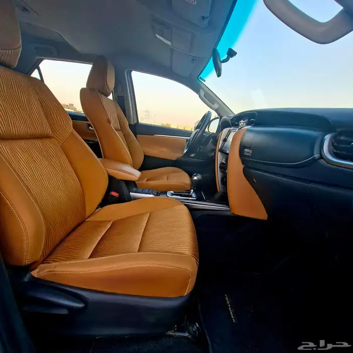 تويوتا فورشنر VX موديل 2023 ( 6 سلندر) 13