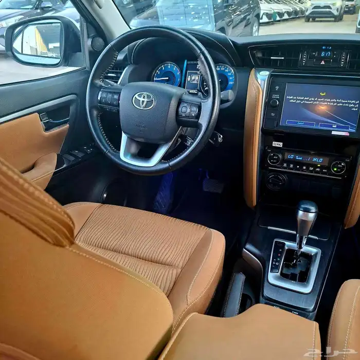 تويوتا فورشنر VX موديل 2023 ( 6 سلندر) 19