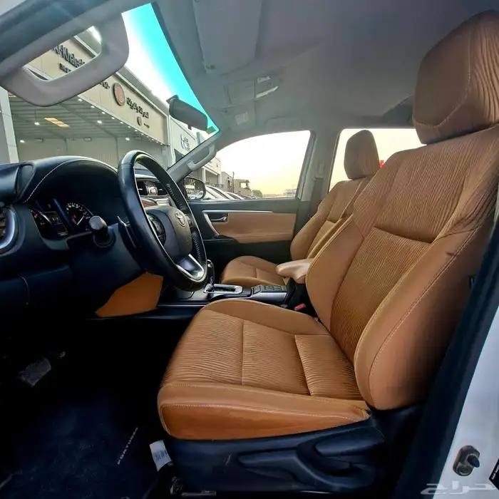 تويوتا فورشنر VX موديل 2023 ( 6 سلندر) 11