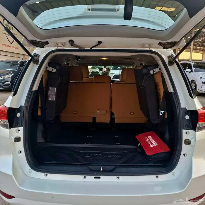 تويوتا فورشنر VX موديل 2023 ( 6 سلندر) 16