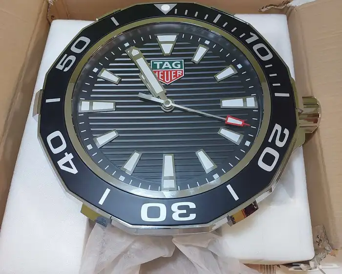 ساعة تاغ هيور اصلية . TAG HEUER 0