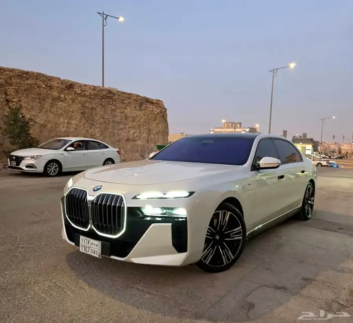 بي ام ناغي سعودي 735 2024 M kit ام كت فل للبيع 18