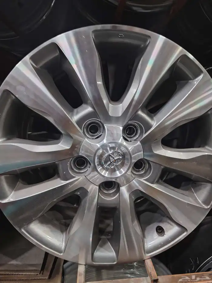 جنوط تويوتا سكويا مقاس 20 موديل 2015 اصلي وكاله على الشرط 0