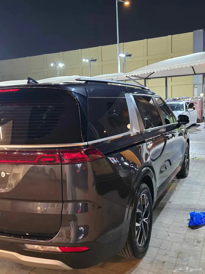 كيا كرنفال 2023 ديزل وارد كوري نظيف شبه وكالة 17