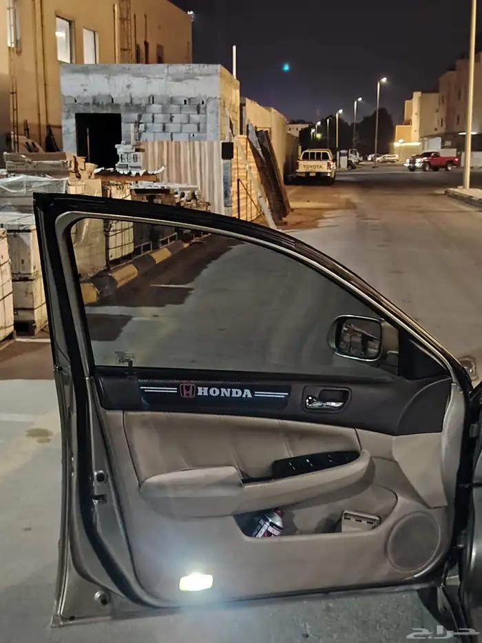 للبيع هوندا اكورد موديل 2004 قير مكينه ايرباق شواصي شرط 1