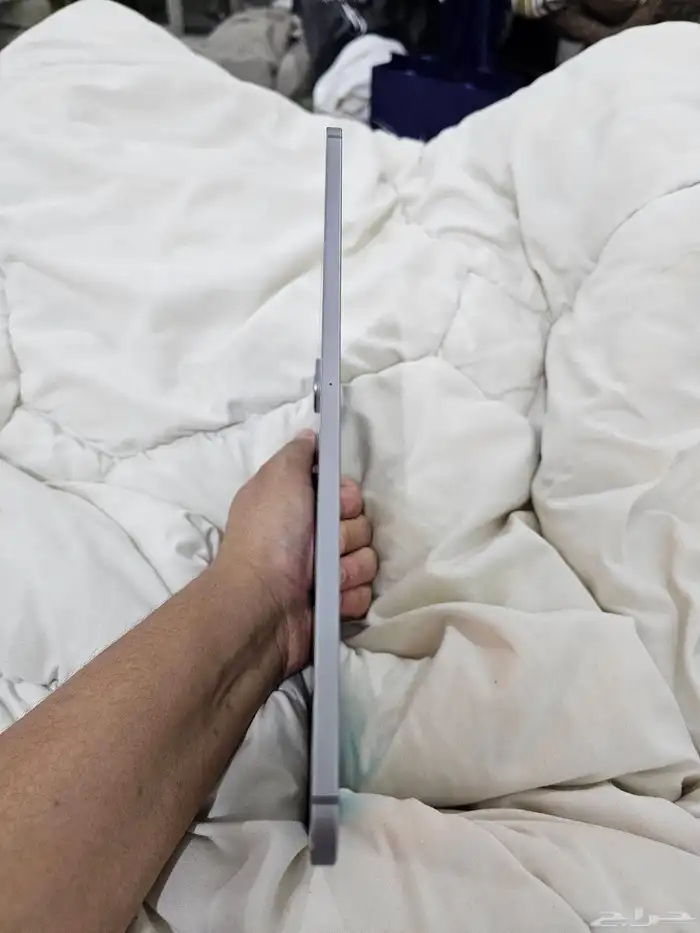 ايباد برو فيه شريحه اتصال والسعه 128 الجيل الرابع11بوصة 7