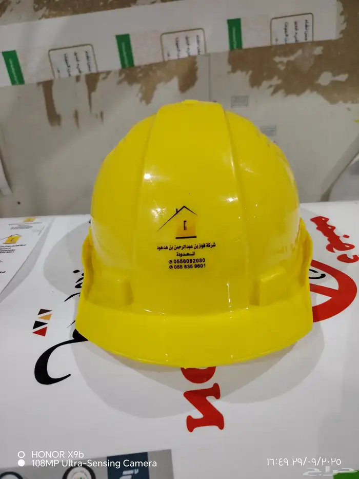 مطبعه  مطابع تيشرتات أكياس ورقيه لوحات اكرليك خوذ مهندسين 7