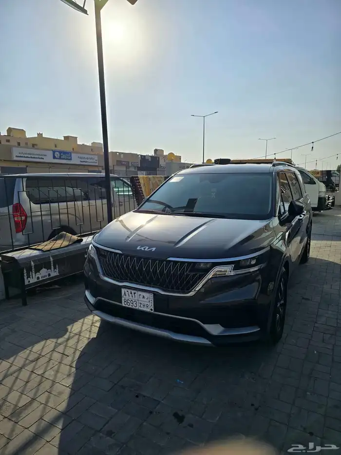 كيا كرنفال 2023 ديزل وارد كوري نظيف شبه وكالة 8