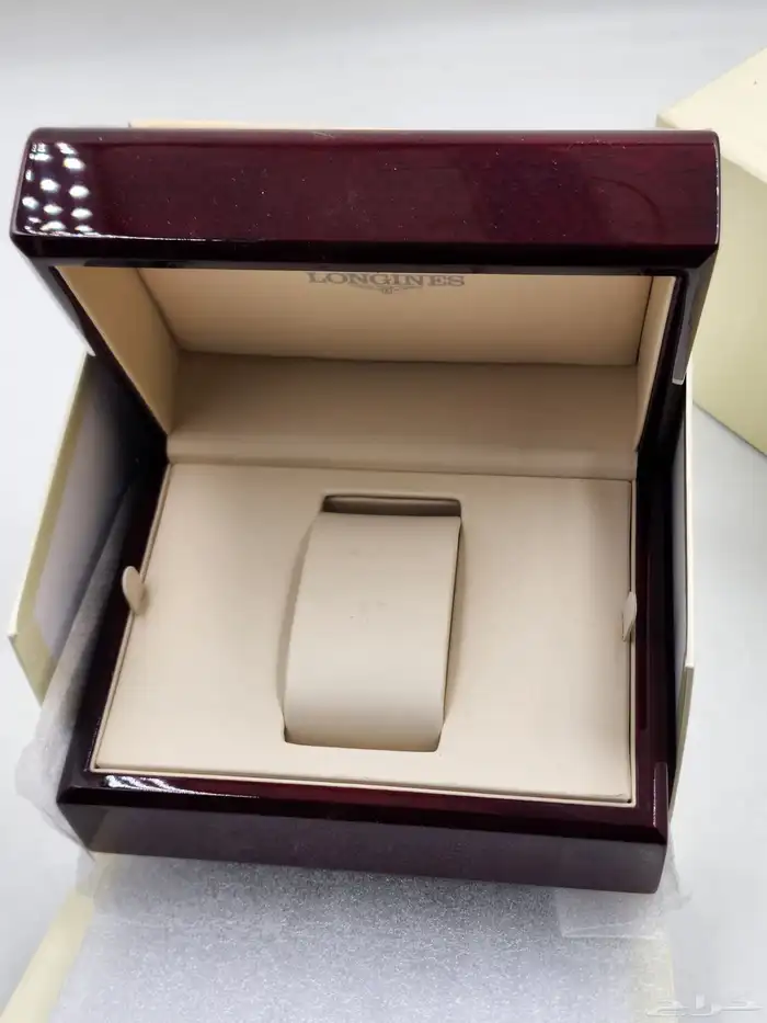 علب ساعات اصلية . كارتييه . اوميغا . شوبارد . ايبل . هوبل 21