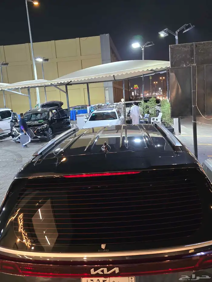 كيا كرنفال 2023 ديزل وارد كوري نظيف شبه وكالة 16