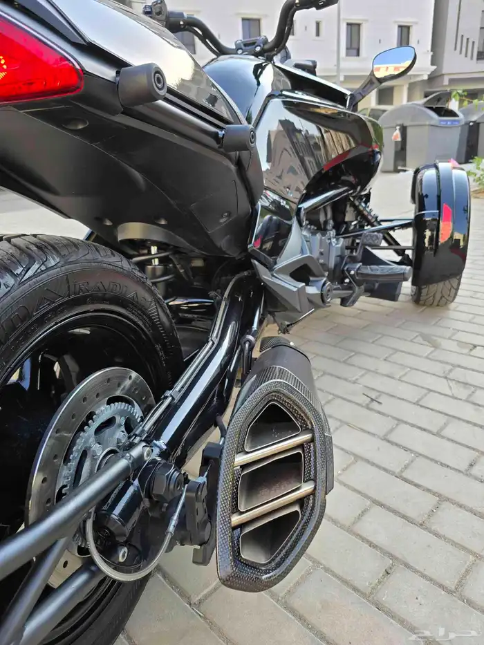 كانام سبايدر 2022 can am spyder f3 18