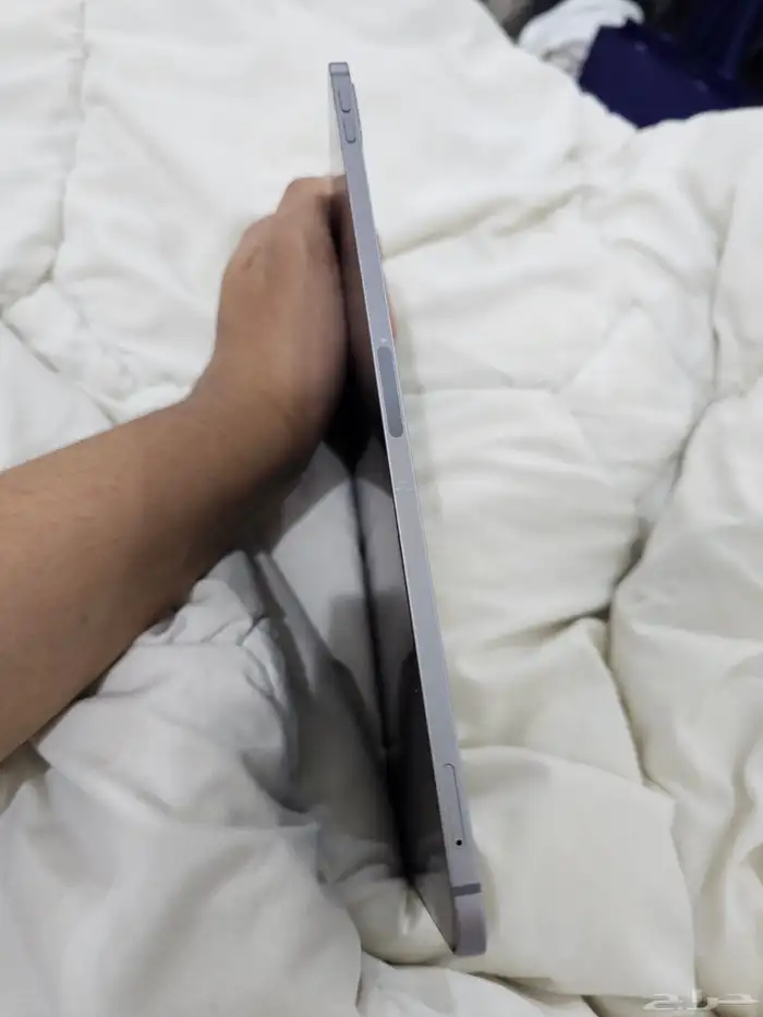 ايباد برو فيه شريحه اتصال والسعه 128 الجيل الرابع11بوصة 5