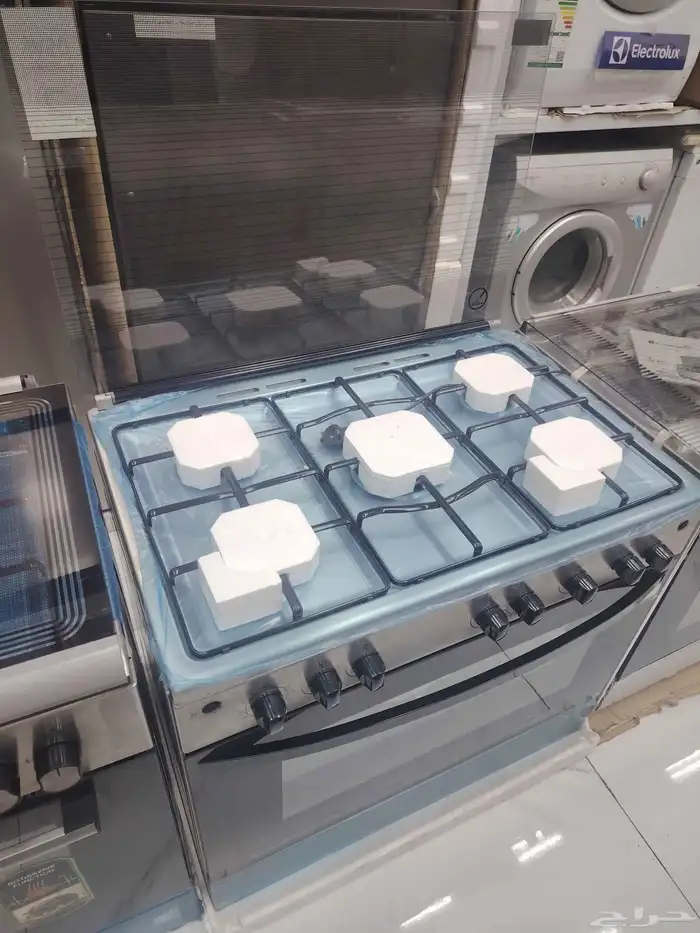 فرن غاز فريجيدير 60 90 سم 5 عيون سيلفر بواجهة استيل ستوك 4