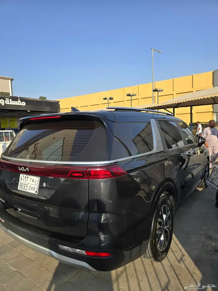 كيا كرنفال 2023 ديزل وارد كوري نظيف شبه وكالة 4