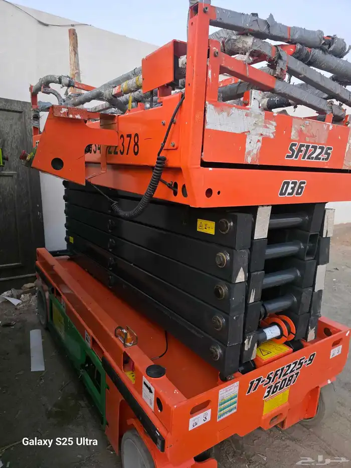 سيزرلفت 8متر للايجار سيزرلفت 10متر للايجار سيزرلفت 12متر للا 7