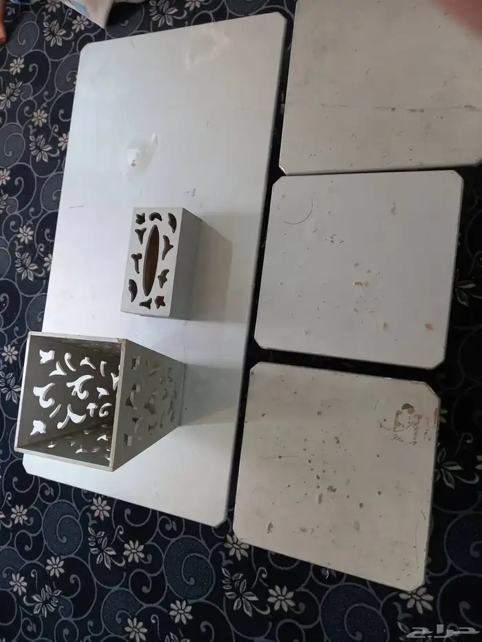 للبيع المستعجل طاولات 2