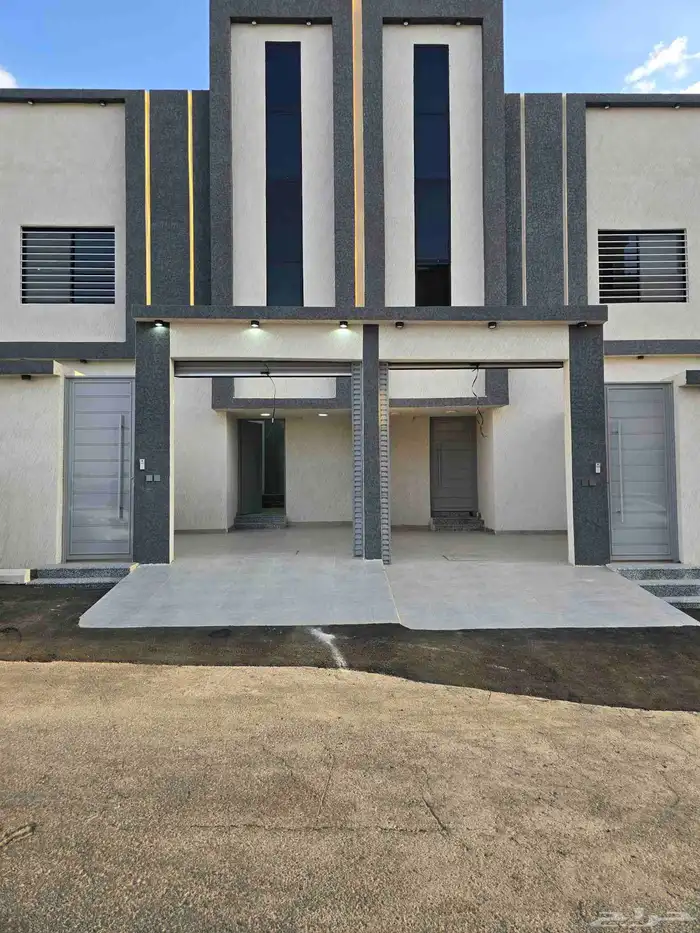 للبيع روف علوى بحوش ومدخل سياره شمال التضامن 1