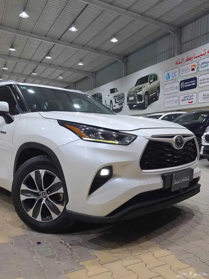 تويوتا هايلندر 2021 قمة النظافة 3