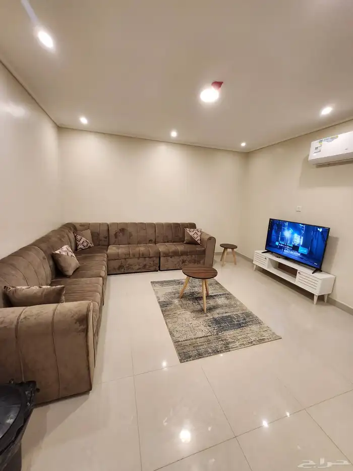 شقه للايجار مفروشه في النسيم الأحساء 1