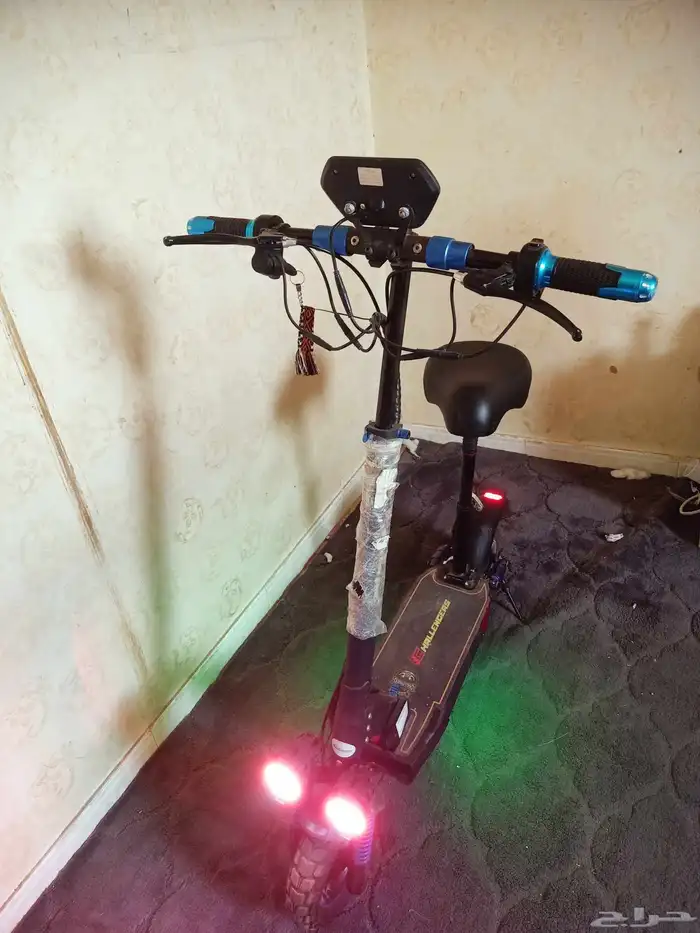 اسكوتر الوحش بحاله الزيرو السعر 1100 2