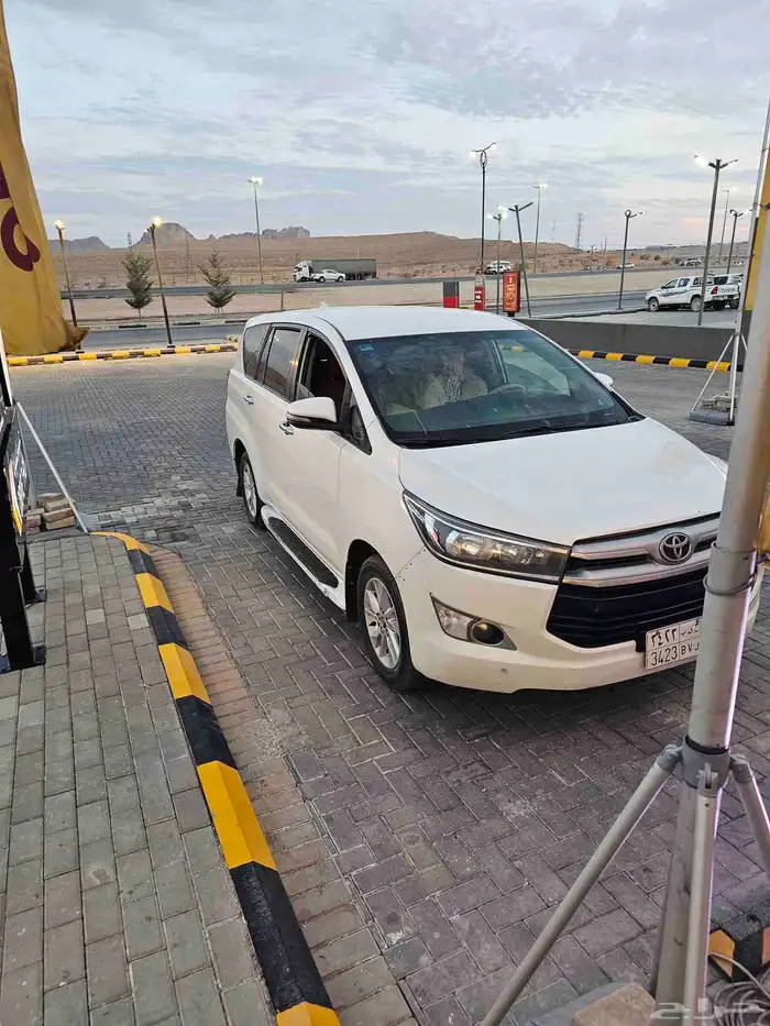 سياره انوفا للبيع 2016 2