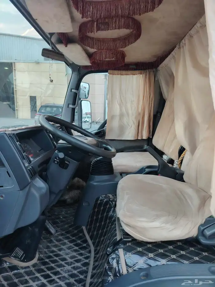 للبيع دينا وايت ايسوزو 2012 3