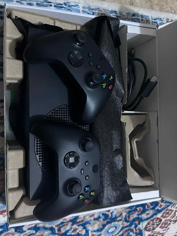 اكس بوكس سيرس اس ون تيرا 1t xbox للبيع او للبدل ببيسي 3