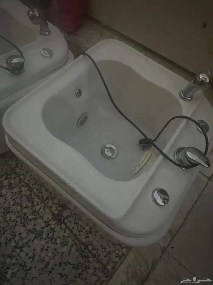 احواض بدكير جاكوزي كهربائيه 3 حبات شبه جديده استخدام قليل جد 1