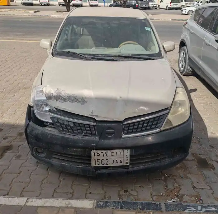 نيسان تيدا 2008 9