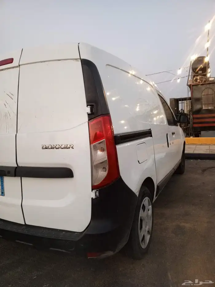 للأيجار سياره رينو دوكر اجار شهري 1