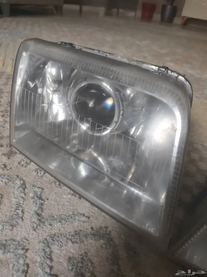 عدسات فورد ماركيز 2