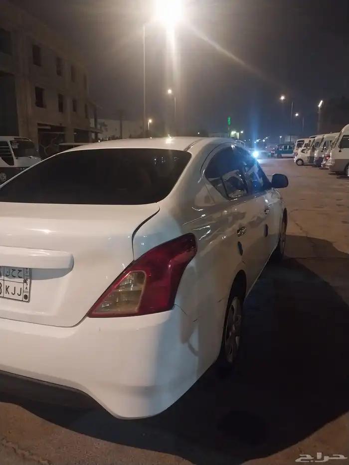 Nissan Sunny model 2013 price 17500 riyals 3