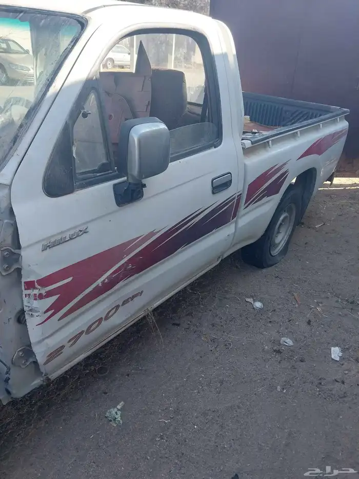 قطع غيارا هايلكس 2004 2