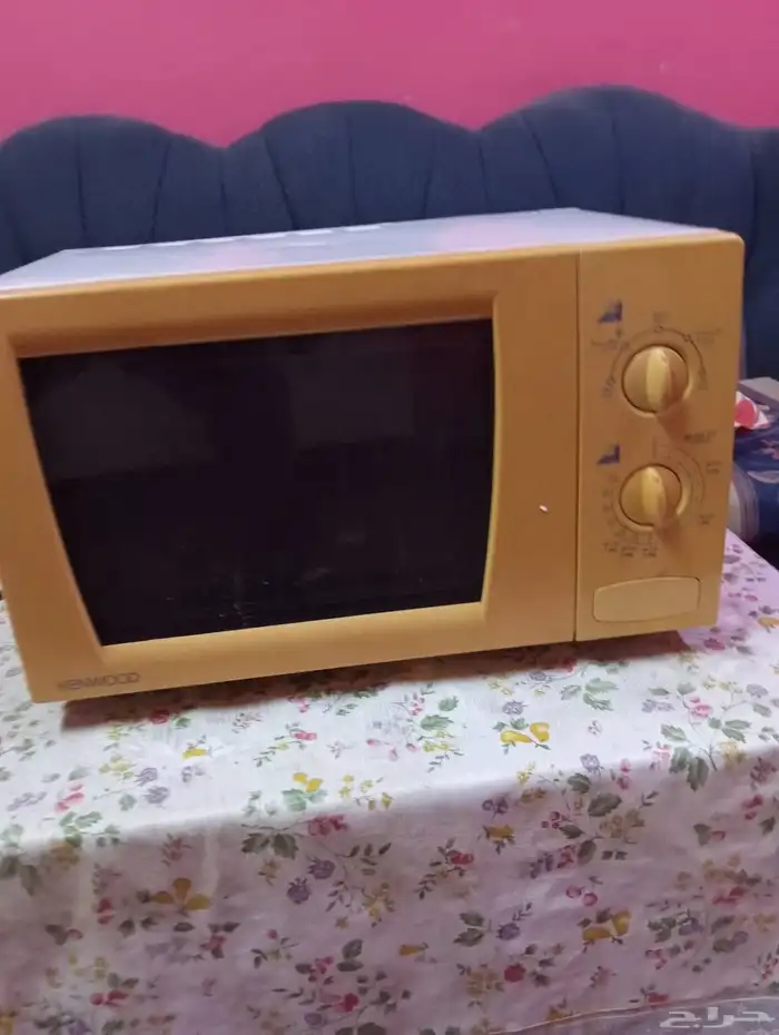 فرن مكروويف 20 لتر مستعمل ما ركة كينوود بحاله جيده. 0