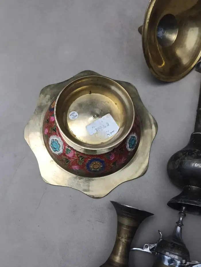 نحاسيات عتيقه وقديمه جدا 2